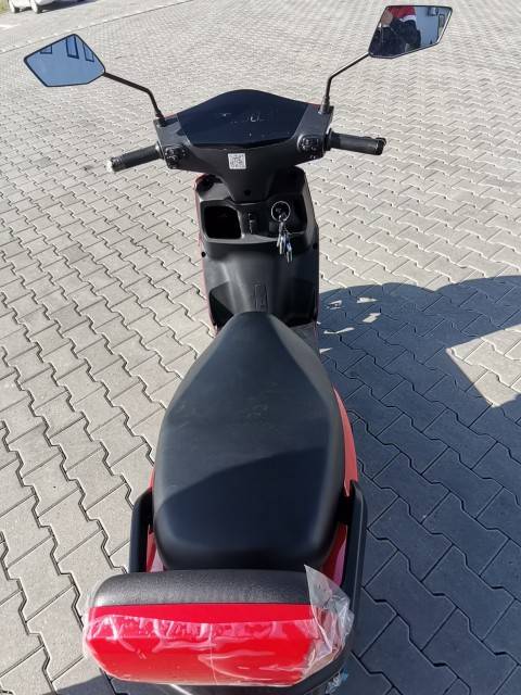 Scuter electric RDB STAR, 2000W, fara permis, 25 km/h ROSU, CIV inclus