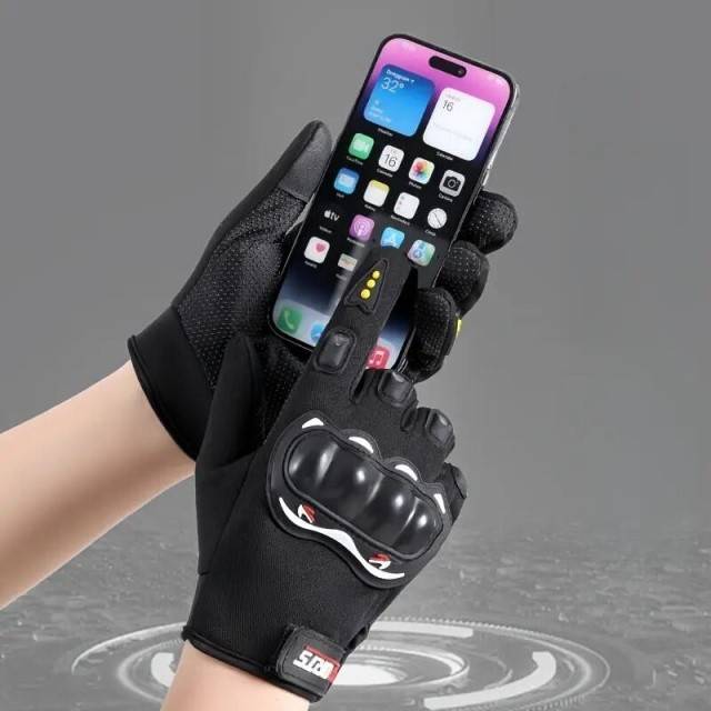 Set 2 manusi moto rosii, deget touchscreen