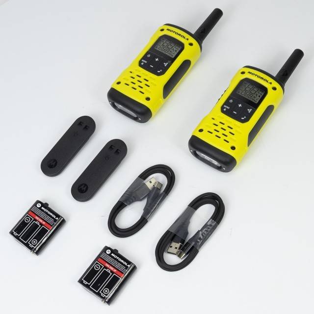 Statie radio PMR portabila Motorola TLKR T92 H2O IP67 set cu 2 buc Galben