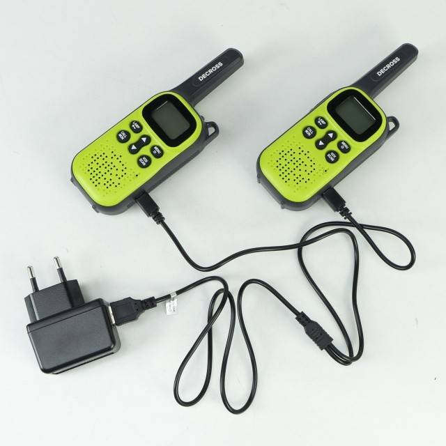Statie radio portabila PMR PNI Decross DC44, 446MHz, 0.5W, 16CH, 800mAh NiMH, set 2 bucati