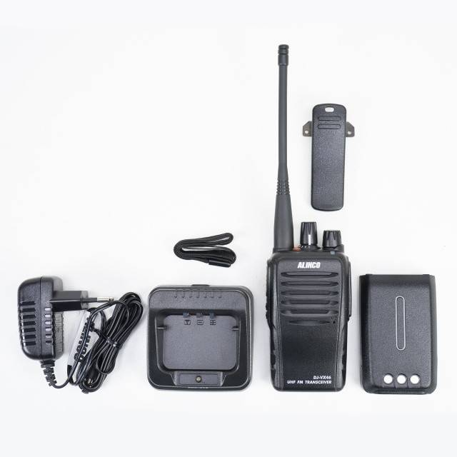 Statie radio portabila PNI Alinco DJ-VX46, PMR446, IP67, Scan, Vox, filtru Compander, Scramble, acumulator 1800mAh