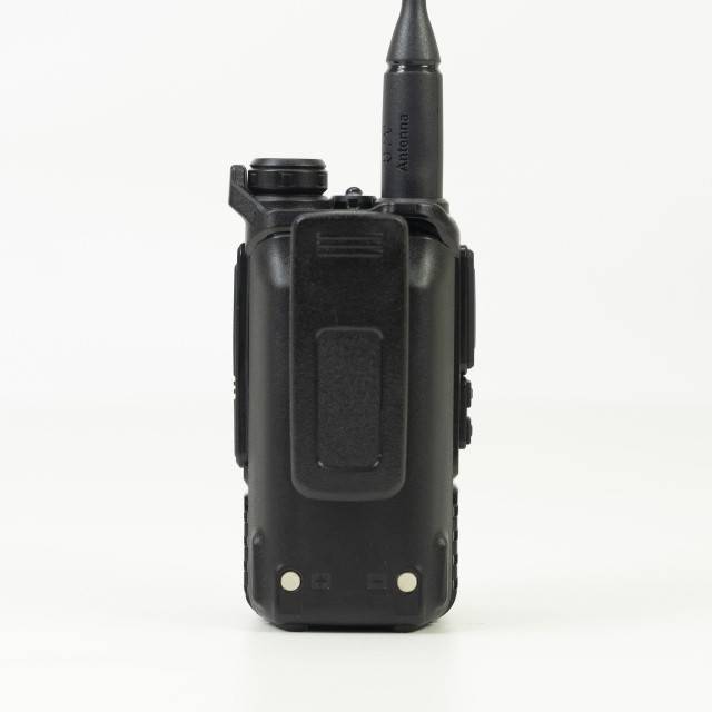 Statie radio portabila VHF/UHF PNI P18UV, dualband, 144-146MHz si 430-440MHz, 200CH, VOX, Scan, Radio FM, Li-Ion 2200 mAh