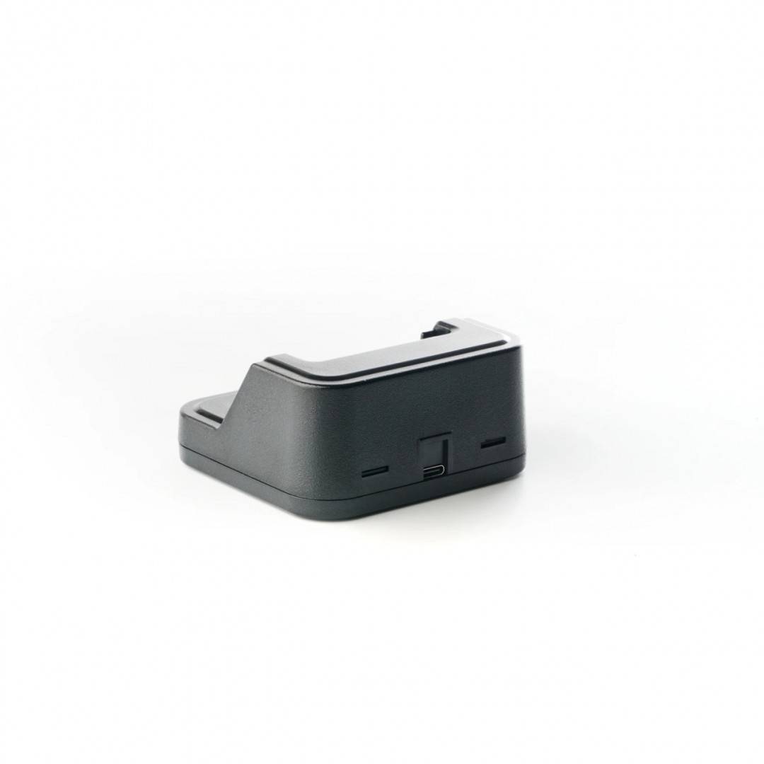 Statie radio VHF/UHF Dynascan UV-101 dual band, 640 canale, VOX, Scan, Radio FM, Li-Ion 1800 mAh