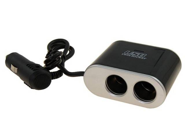 Stecher 3 prize 12 / 24V cu fir, LED, intrerupator si USB