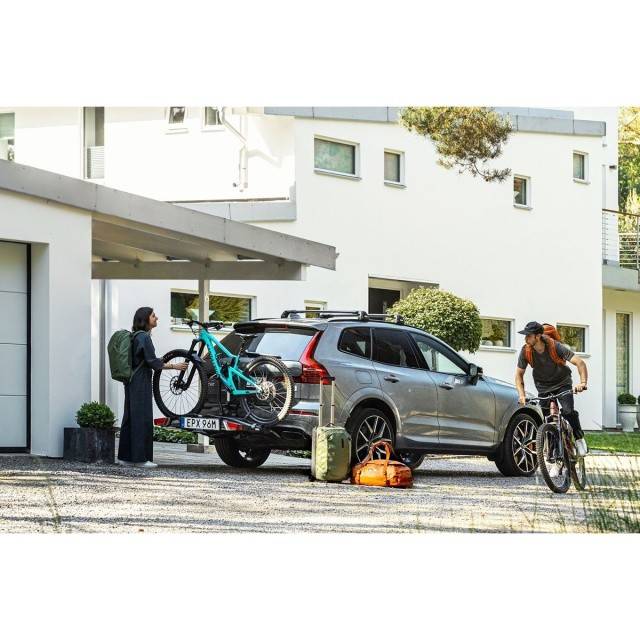 Suport biciclete Thule EasyFold XTF 2 cu prindere pe carligul de remorcare (13 pini) - pentru 2 biciclete