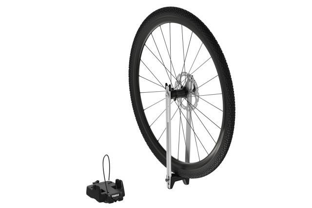 Suport pentru prinderea rotii pe barele transversale Thule Front Wheel Holder 547001