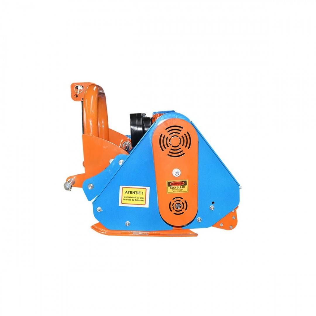 Tocatoare resturi vegetale cu latime de lucru 1750mm, 55-75Cp translatie hidraulica 385kg Breckner Germany