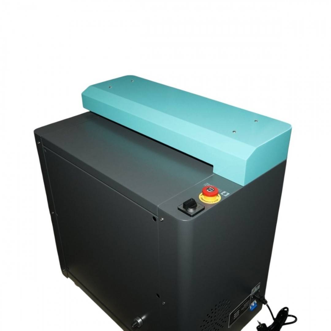 Tocator carton industrial 550mm, 1500W, 220V, viteza reglabila 0-18m/min, grosime maxima 10mm Breckner Germany