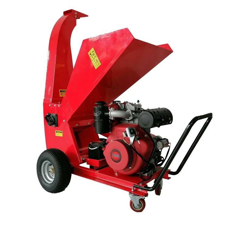 Tocator crengi diesel, TC 13-90- LDE, pornire electrica, evacuare laterala, 13 CP, grosime max crengi 90mm, 195 kg Breckner Germany
