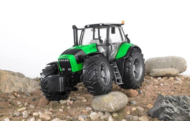 Tractor DEUTZ-FAHR X720 - Bruder 3080