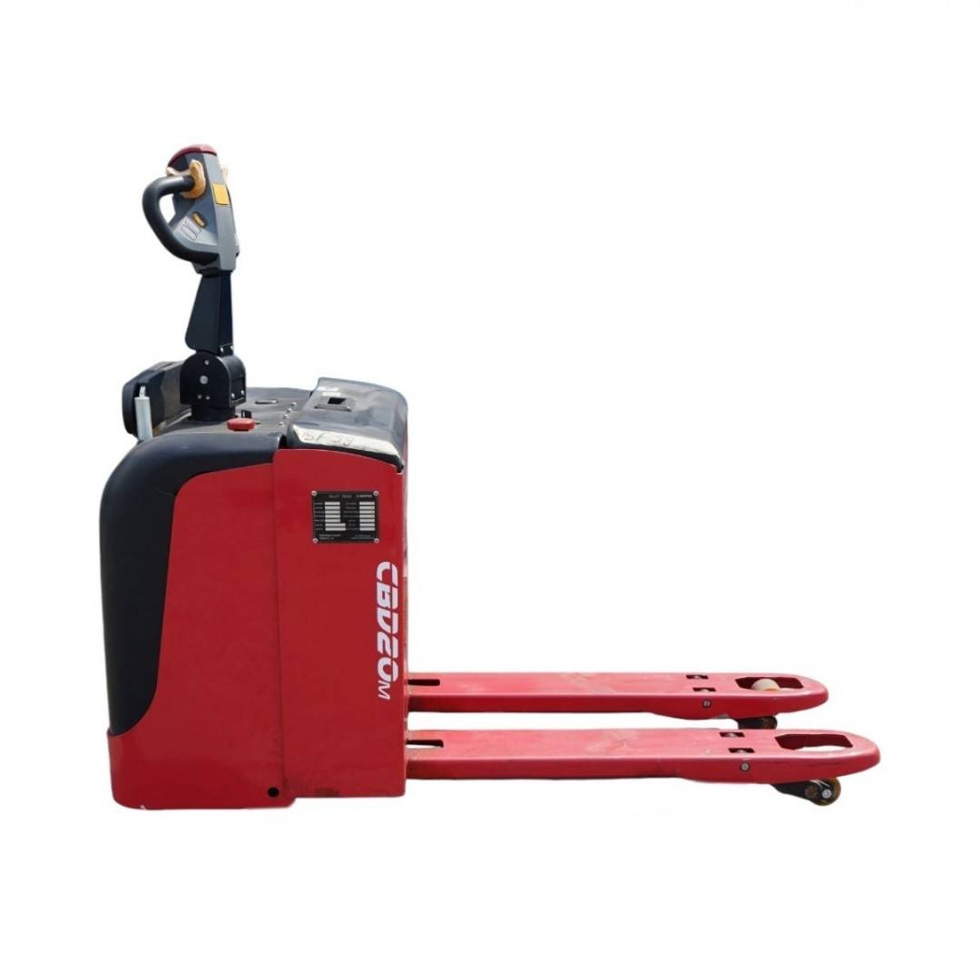 Transpalet electric 2T, baterie 24V, 210Ah, platforma operator, franare electromagnetica, inaltime ridicare 205mm