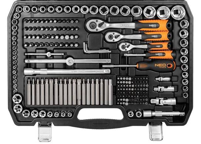 Trusa de 300 de chei 1/2, 3/8, 1/4 10-218 NEO TOOLS, 25 ani GARANTIE