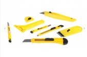 Set complet de cutite pentru tapet, cutite si raclete